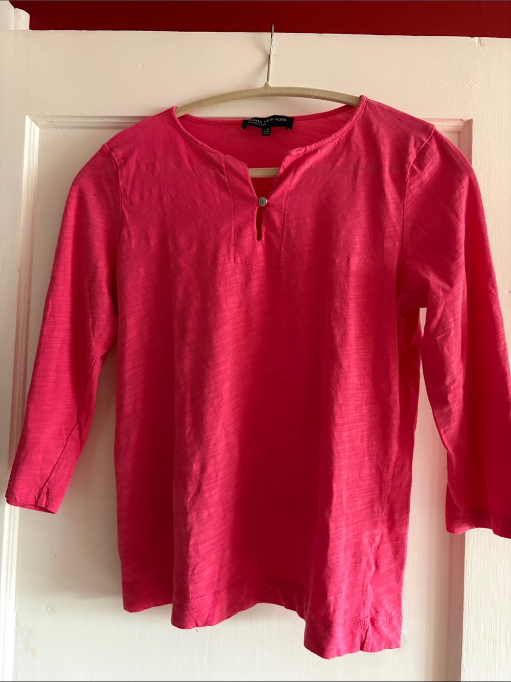 Jones New York Bright Pink Split-Neck Long Sleeve Tee